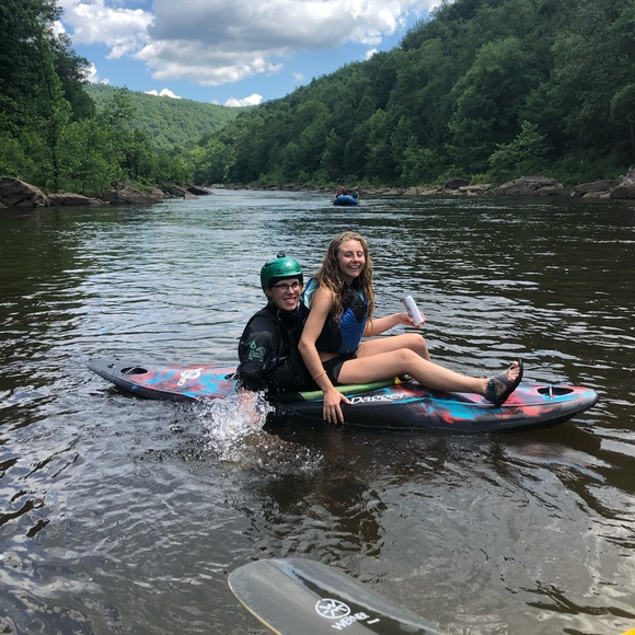 Meet your Posher, Taylor - Picture 8 of 8